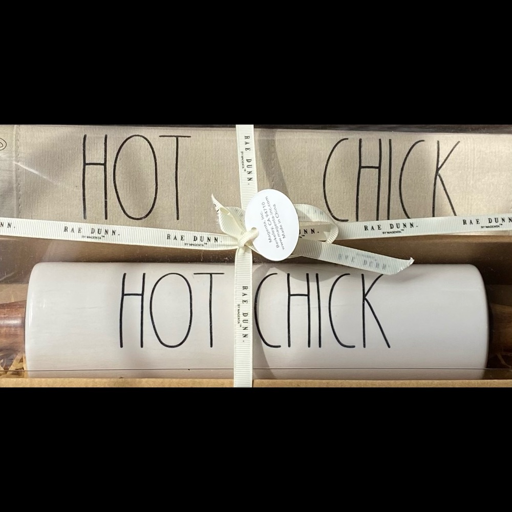 Rae Dunn “HOT CHICK” Rolling Pin and Apron set-NEW - Picture 6 of 6